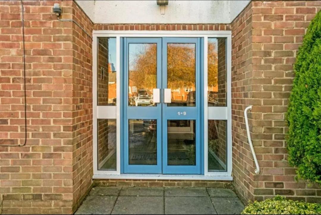 Riverside Apartment Oxford Exterior foto
